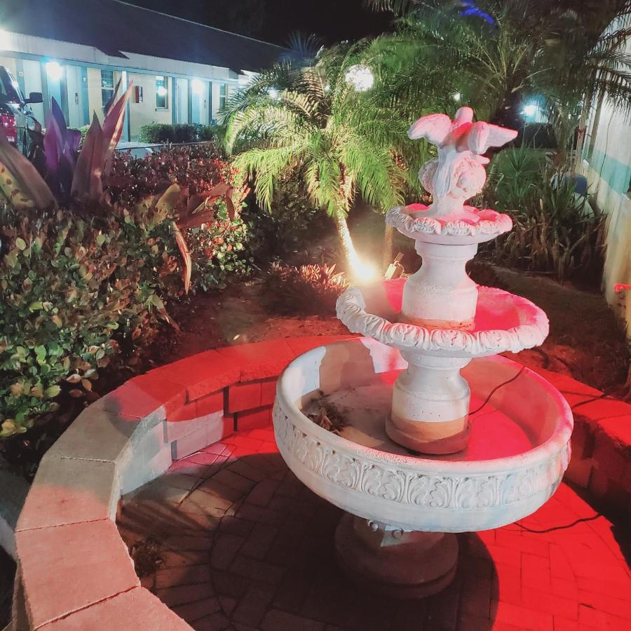 Tropical Palm Motel North Fort Myers Extérieur photo